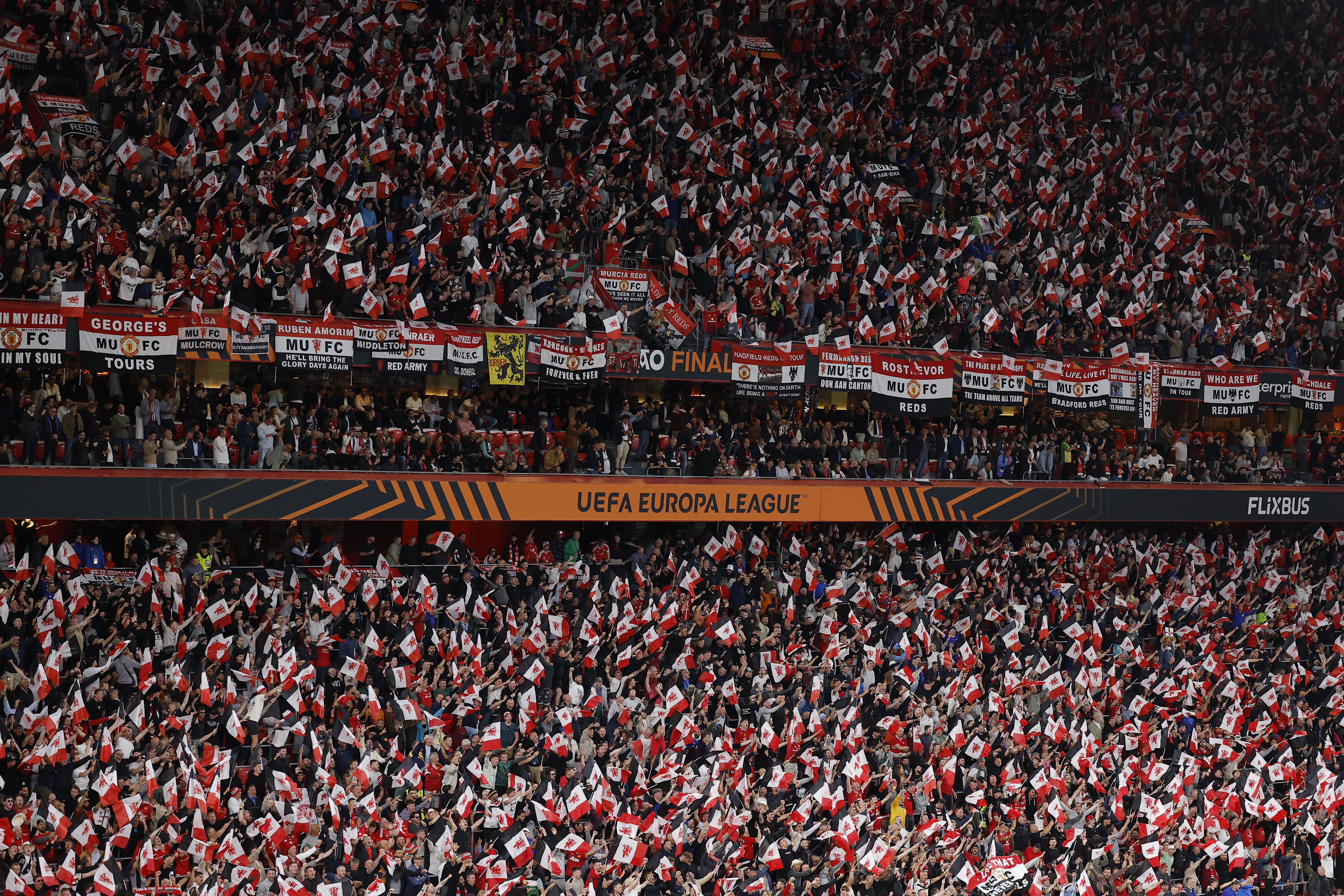 2025-05-21T184807Z_943421757_UP1EL5L1G858R_RTRMADP_3_SOCCER-EUROPA-TOT-MUN-REPORT