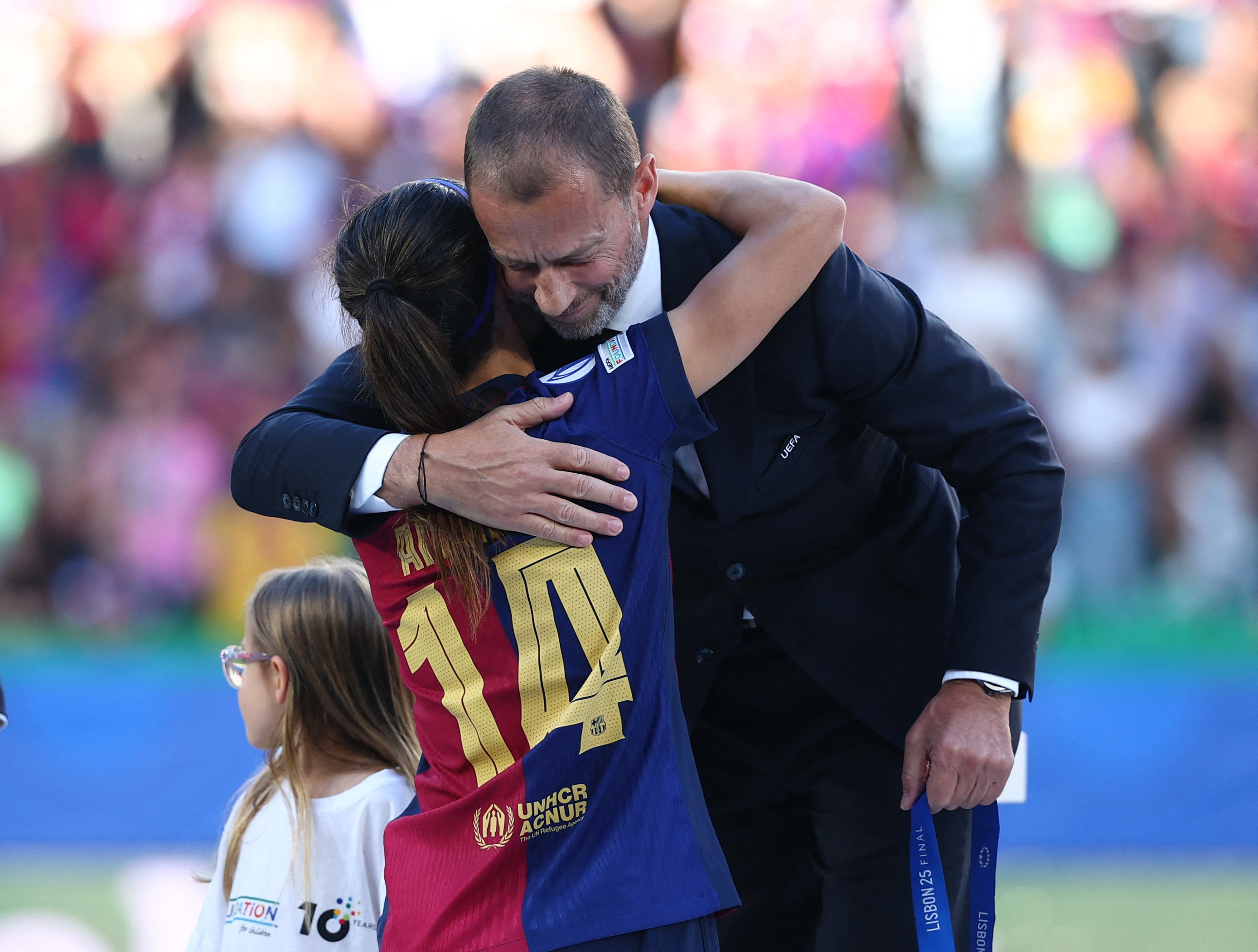 2025-05-24T182034Z_1171578642_UP1EL5O1EY92Q_RTRMADP_3_SOCCER-CHAMPIONS-ARS-BAR-REPORT