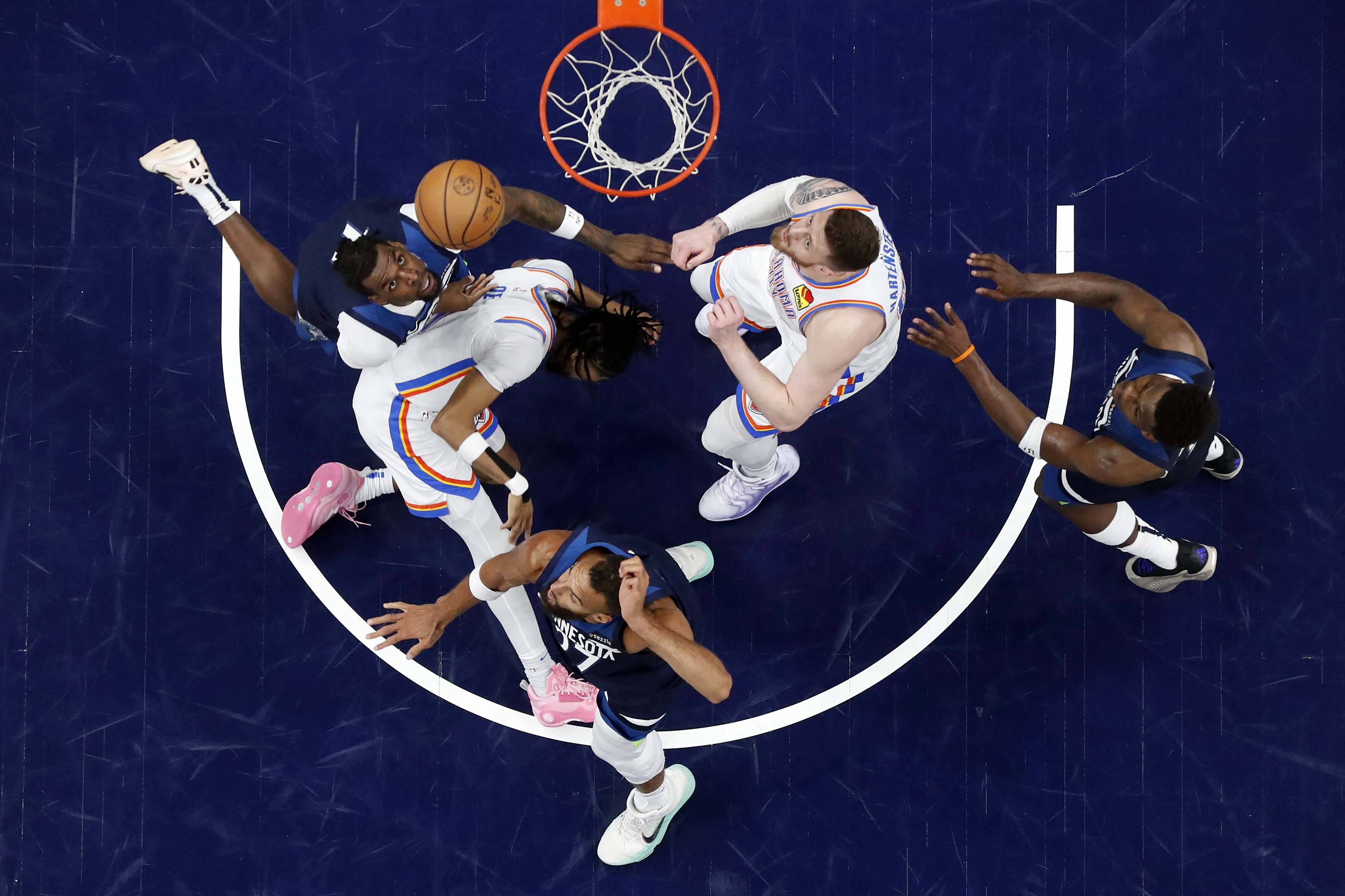 2025-05-27T042232Z_1955752100_MT1USATODAY26294028_RTRMADP_3_NBA-PLAYOFFS-OKLAHOMA-CITY-THUNDER-AT-MINNESOTA-TIMBERWOLVES