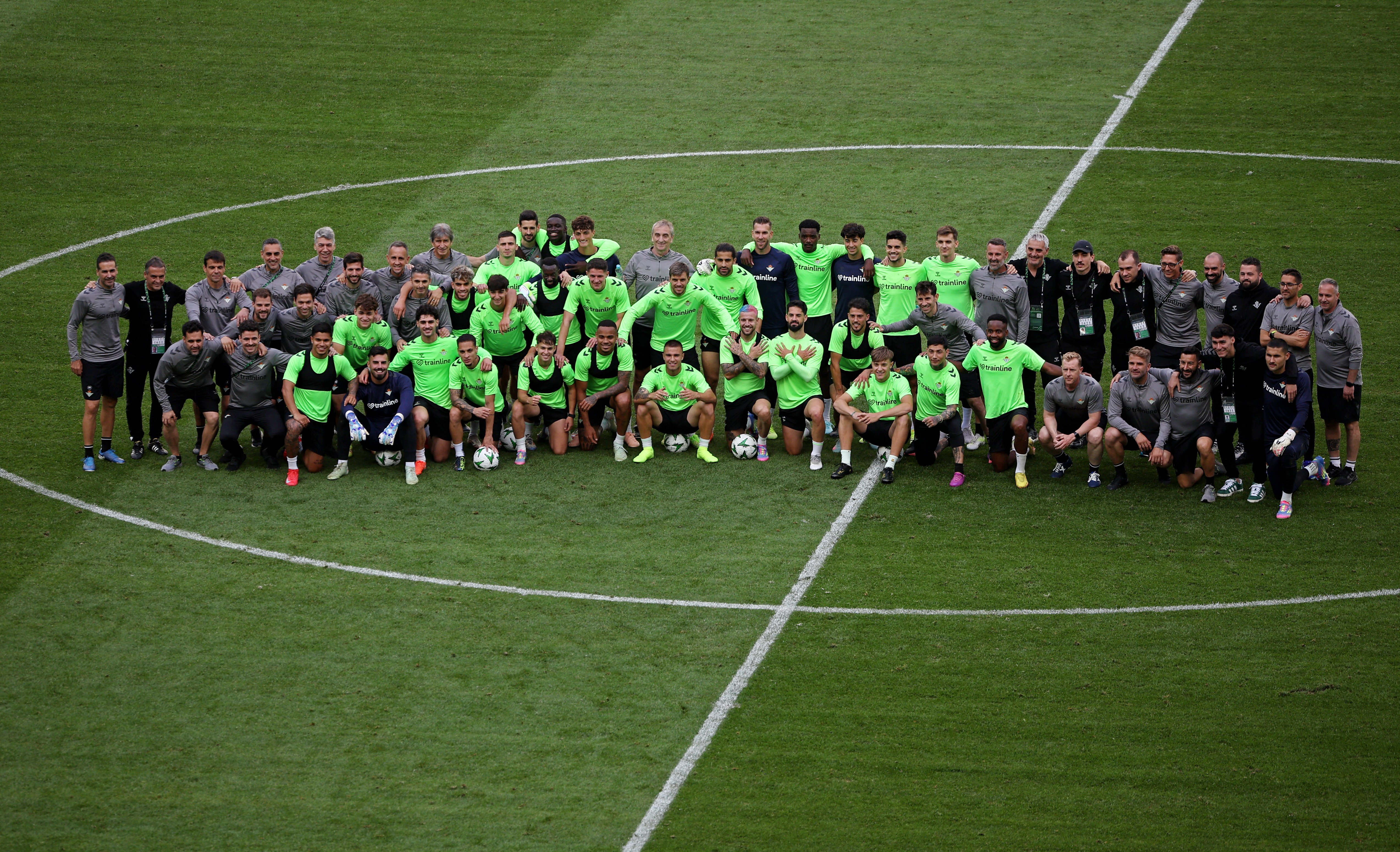 2025-05-27T163053Z_1694022561_UP1EL5R19VF25_RTRMADP_3_SOCCER-CONFERENCE-BET-CHE-PREVIEW