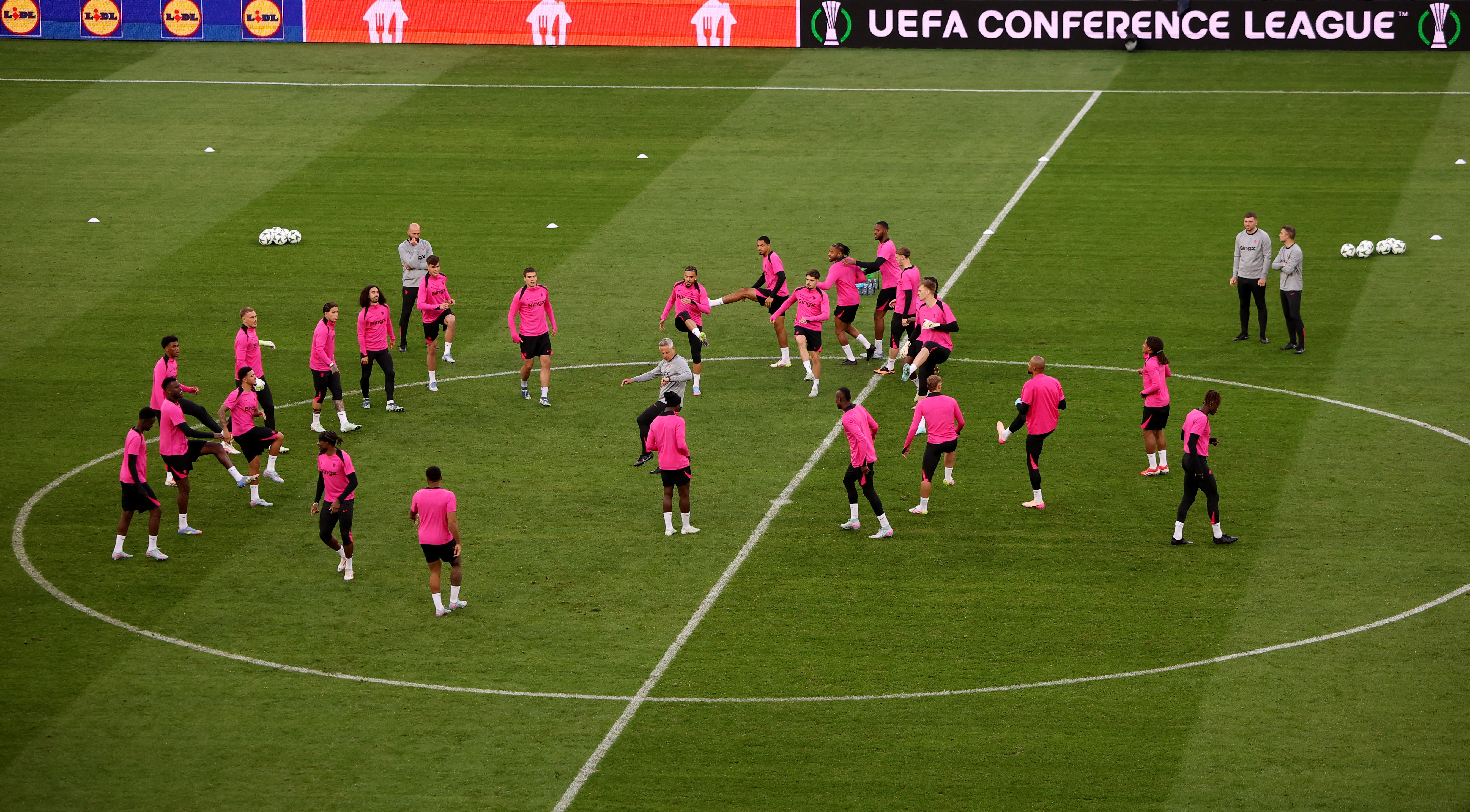 2025-05-27T184214Z_1598354224_UP1EL5R1FYC4K_RTRMADP_3_SOCCER-CONFERENCE-BET-CHE-PREVIEW