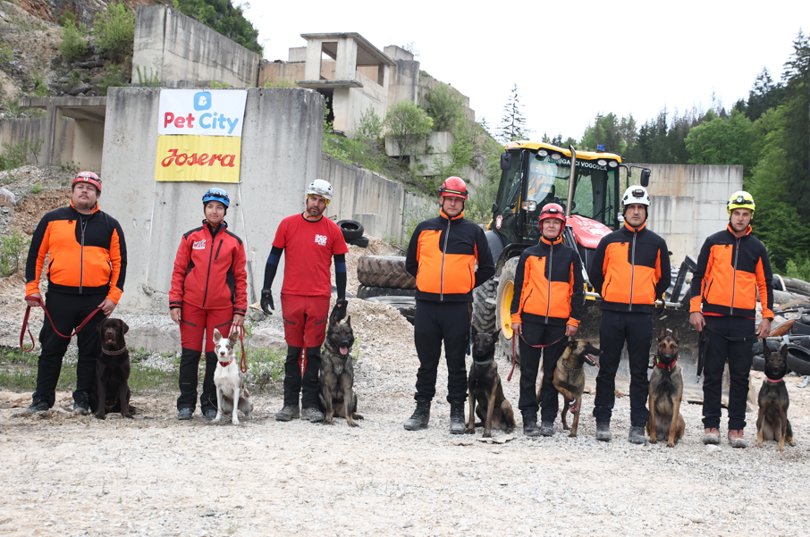 Screenshot 2025-10-03 215143.png