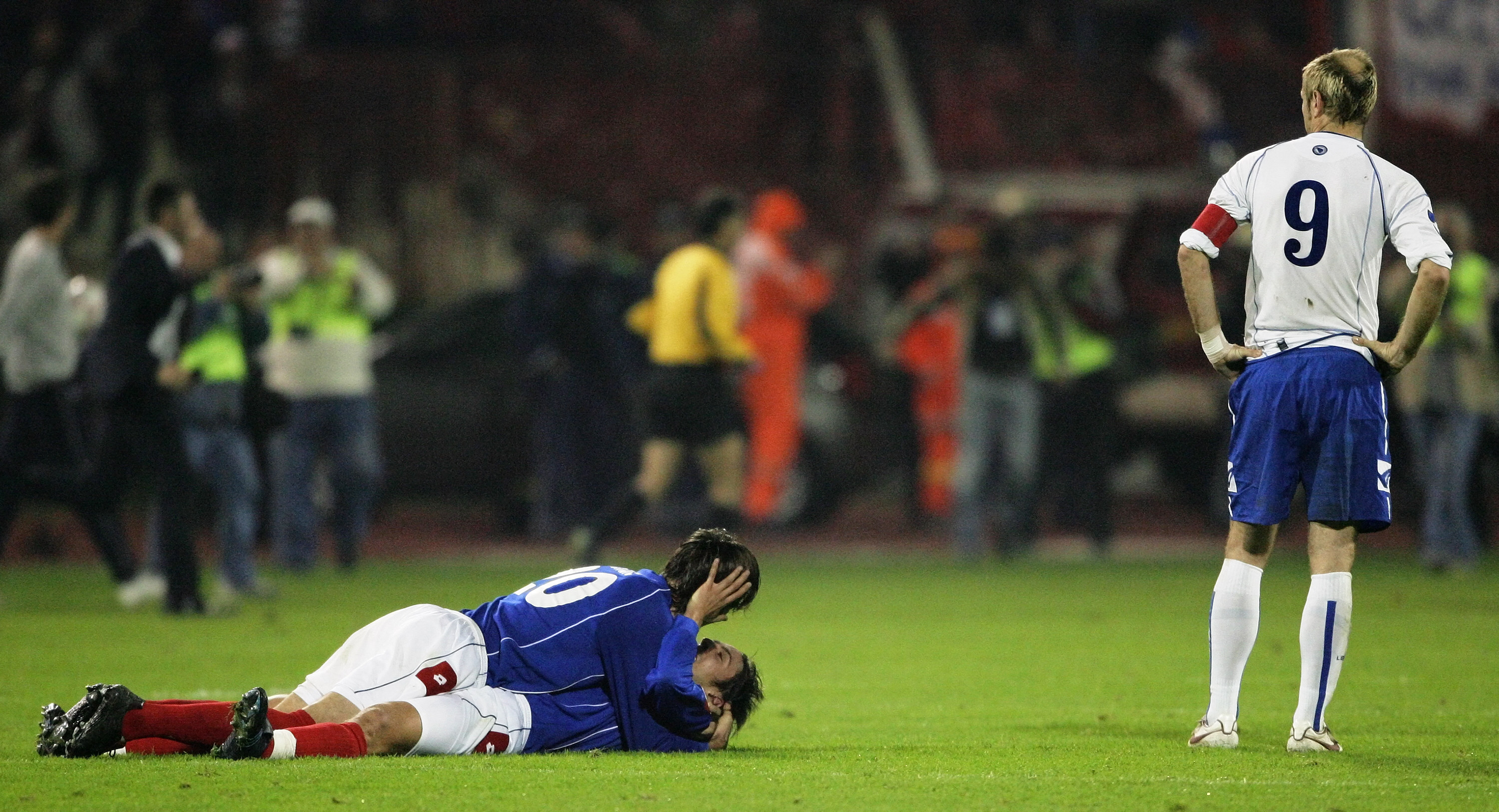 Serbia and Montenegro's Mladen Krstajic (top) and Goran Gavrancic (down) c