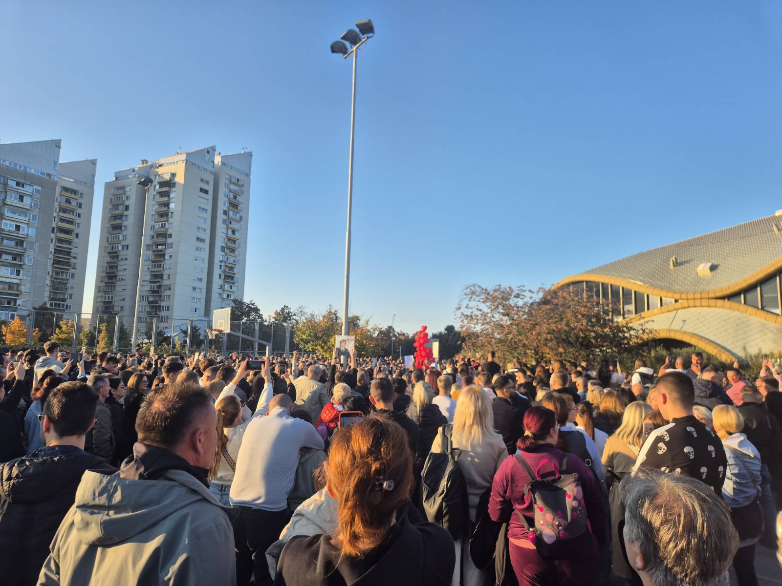 1760283656_signal-2025-10-12-171736_005