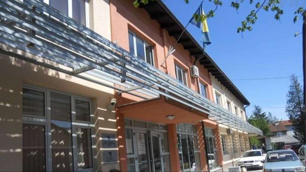 5a08108e-6f67-41e6-bee2-a66347f51976