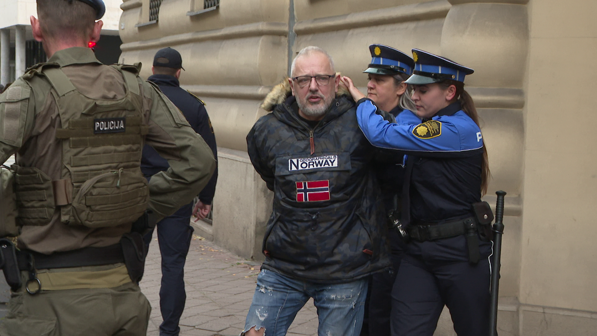 vlcsnap-2025-10-23-16h48m27s430