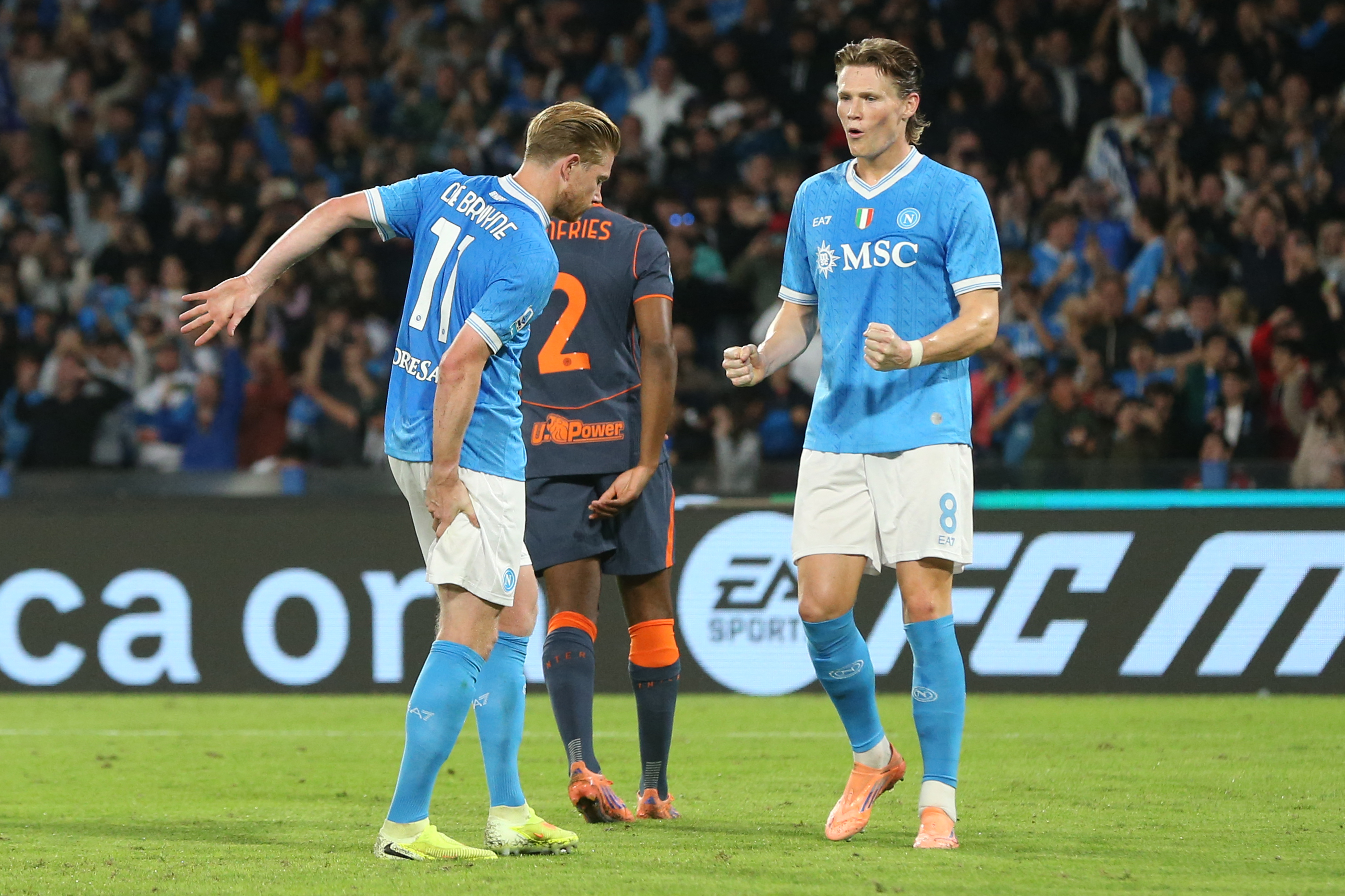 Napoli's Belgian midfielder #11 Kevin De Bruyne