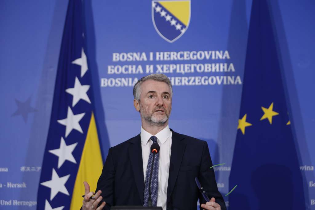 l_3d3cb6e9e70b85533c2d4fa6821a0fd1