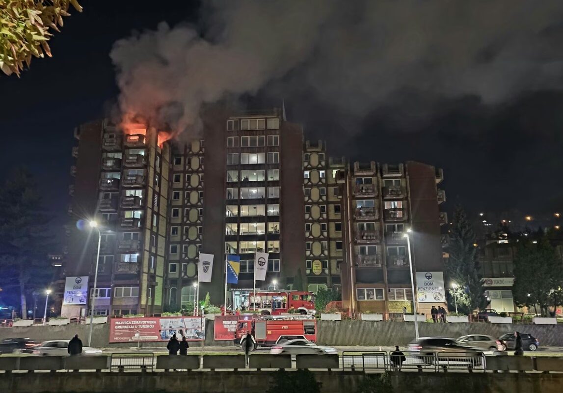 818b14f1-92f2-4dc2-8144-393bbae2b15f