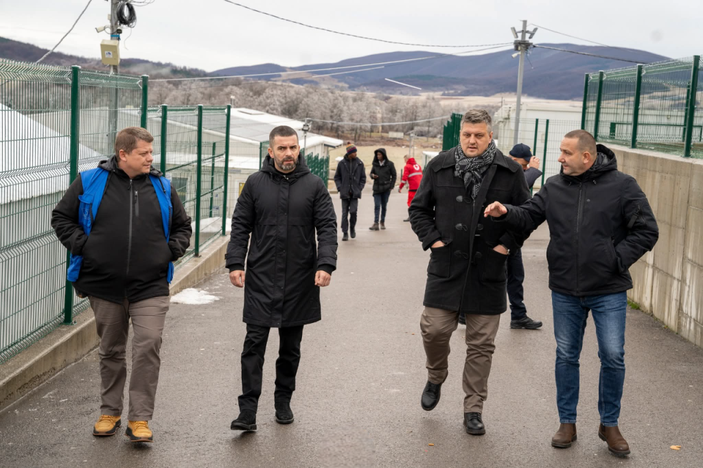 l_2ff57459b1eaf458c9e6e55ec01f1a32