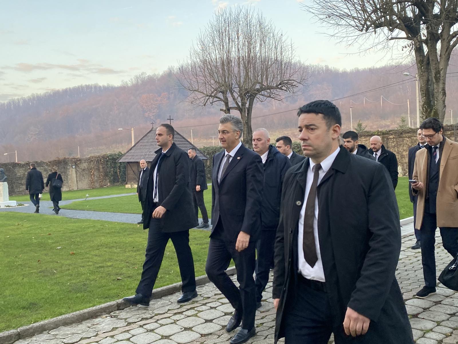 viber_image_2025-12-11_15-53-42-585