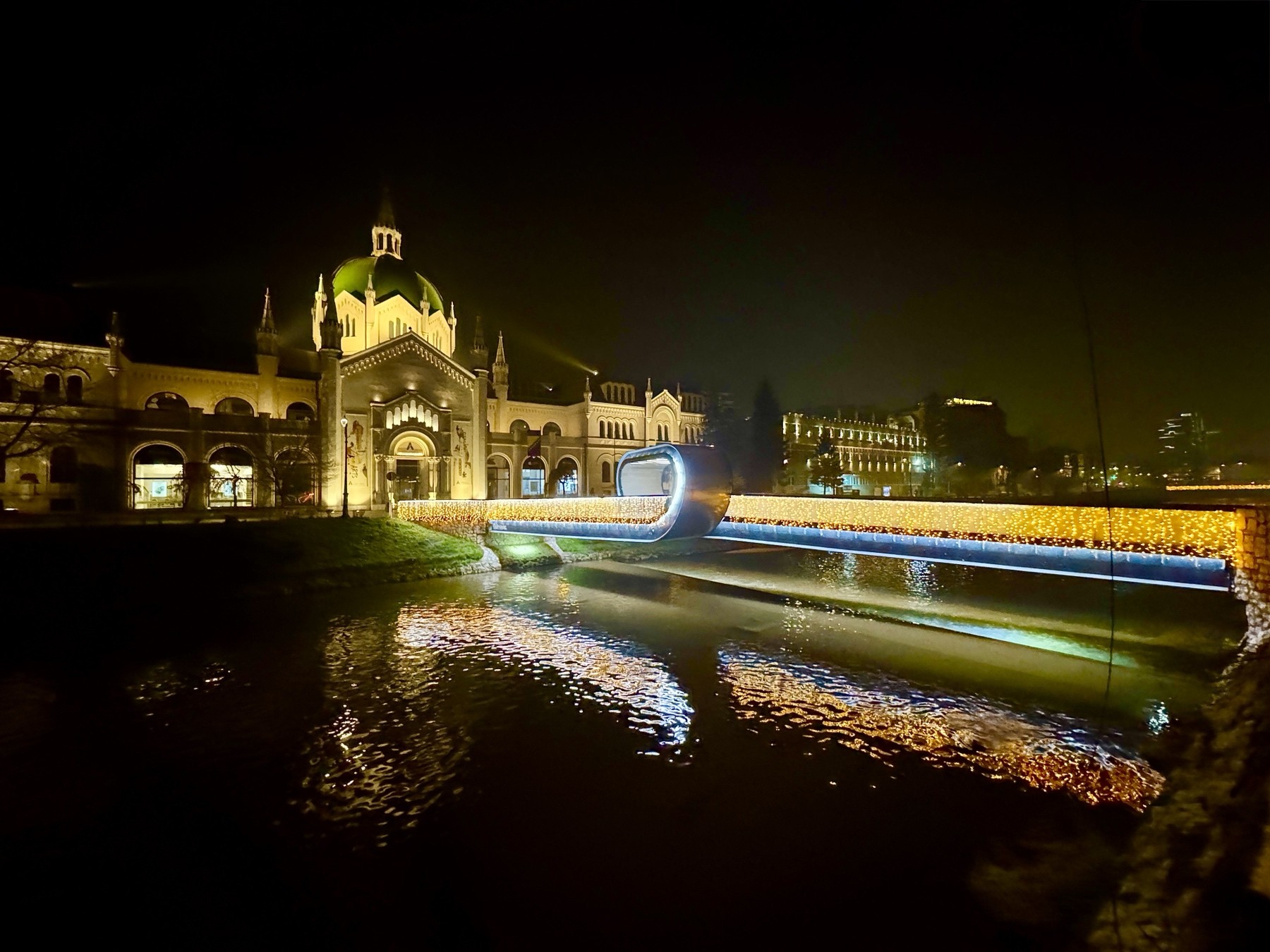 Most Festina Lente i Akademija likovnih umjetnosti Sarajevo
