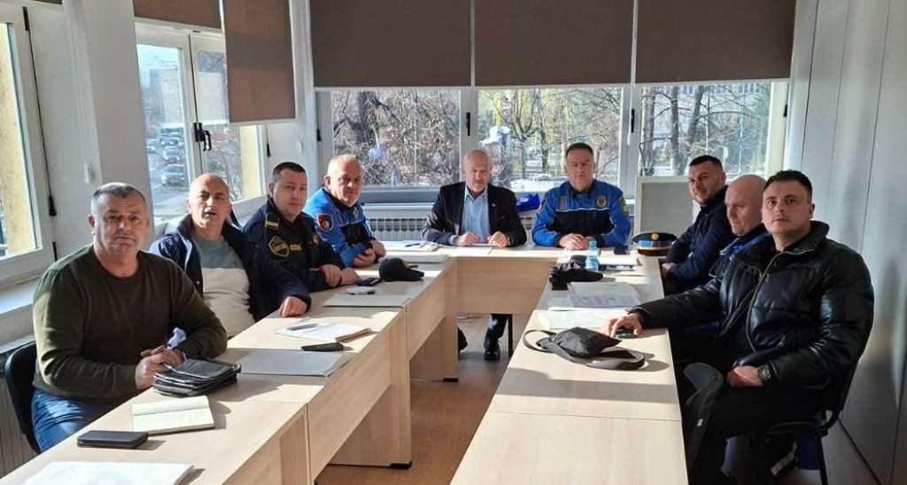 l_a64d3348799a0e837084b613049641f1