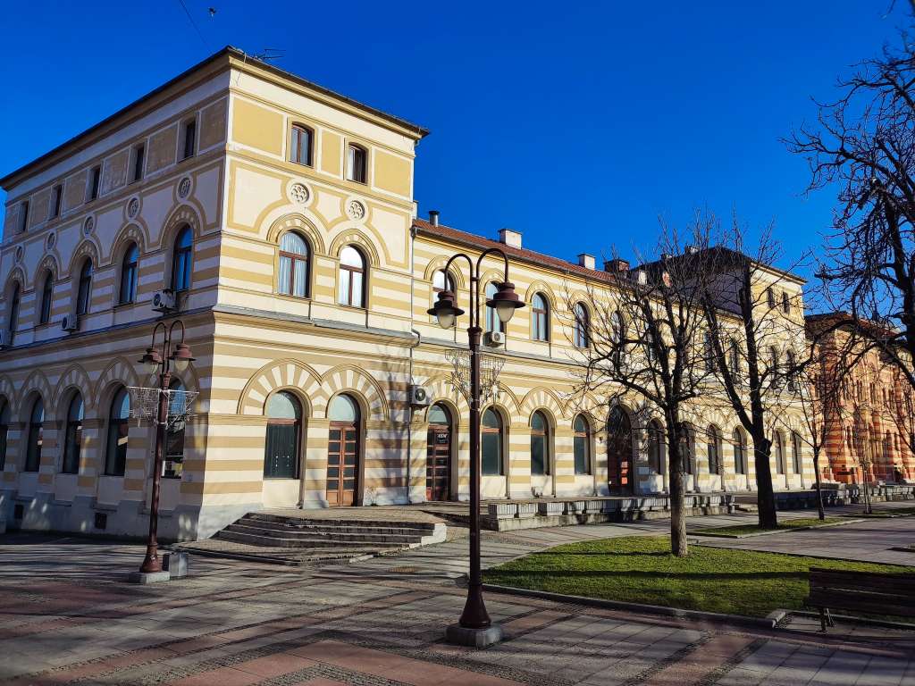 l_a12f7742c60cb0475a8c3debcab56a5b