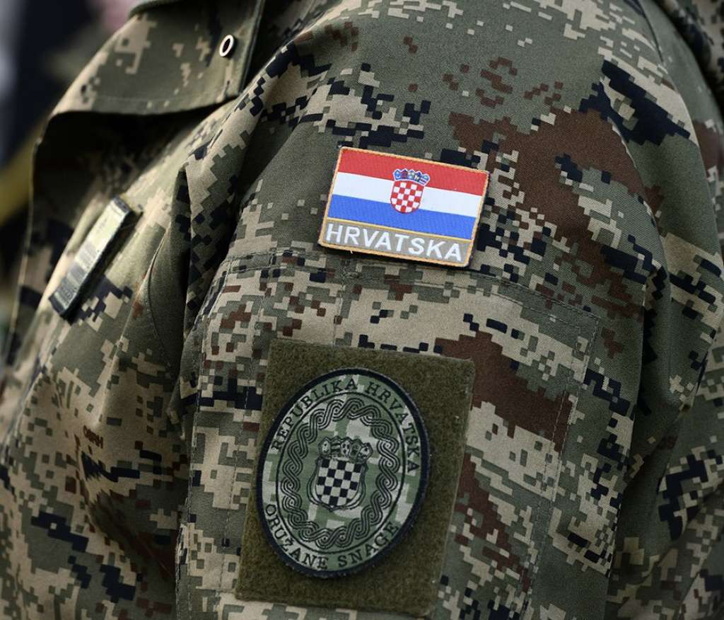 l_e2b432949b77a50ca1817cf8c8d3d87b