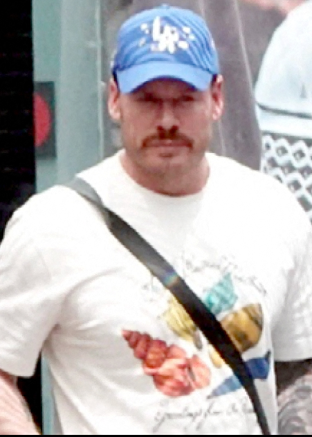 Ex-Olympic snowboarder wanted on cocaine, murder charges