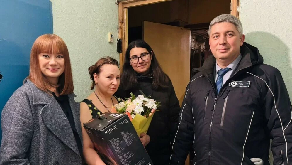 63035223-pokloni-za-majke-i-supruge