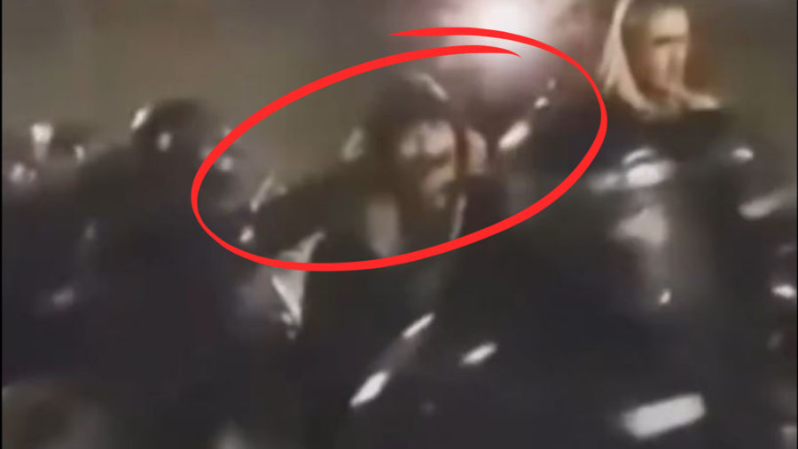 1741677401-zandarm-policajac-udarac-900x506