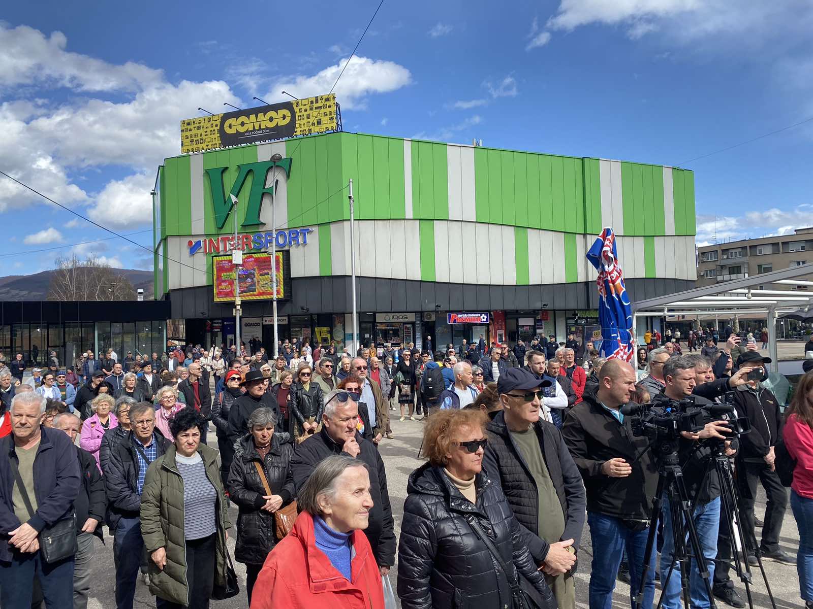 protesti-zenica-vviber_image_2025-03-14_13-04-35-250
