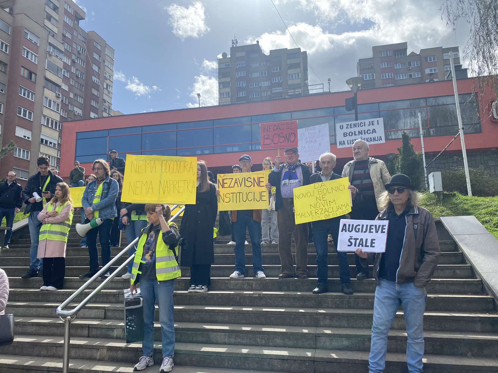 protesti-zenica-vviber_image_2025-03-14_13-04-21-368
