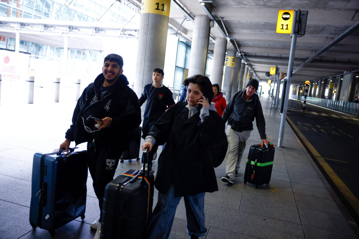 BRITAIN-AIRPORT-HEATHROW-AVIATION-FIRE