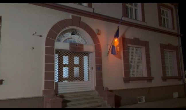 9dc5b74e595aa83943984fe47b7157c1_L