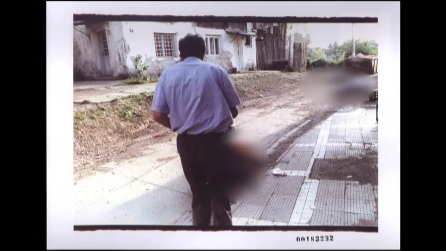 03_5zzl1Eg.format-webp.width-900