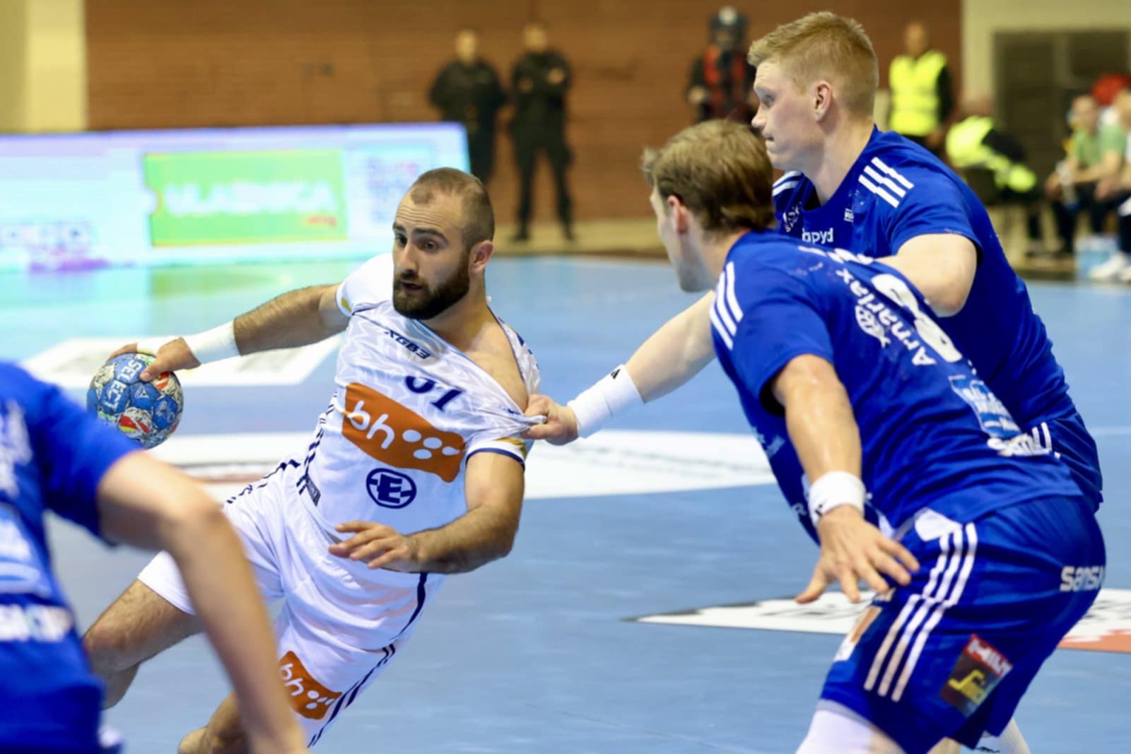 14380df9-45fc-498c-ab3d-0bd91ba1df2f