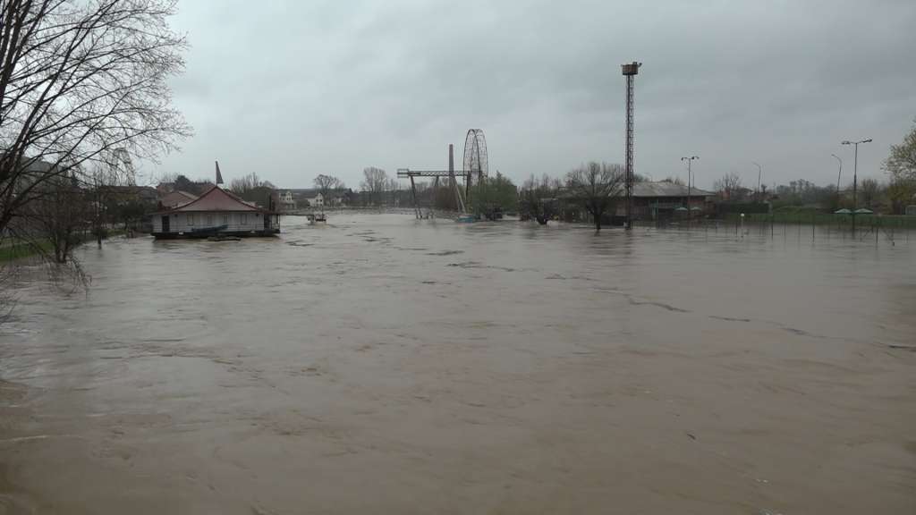 l_ad99f2516c806d2aae77cbccce675140