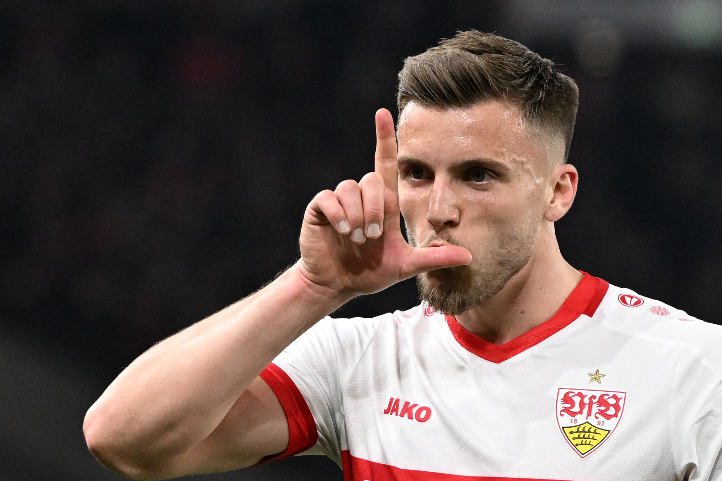 FBL-GER-BUNDESLIGA-STUTTGART-LEVERKUSEN