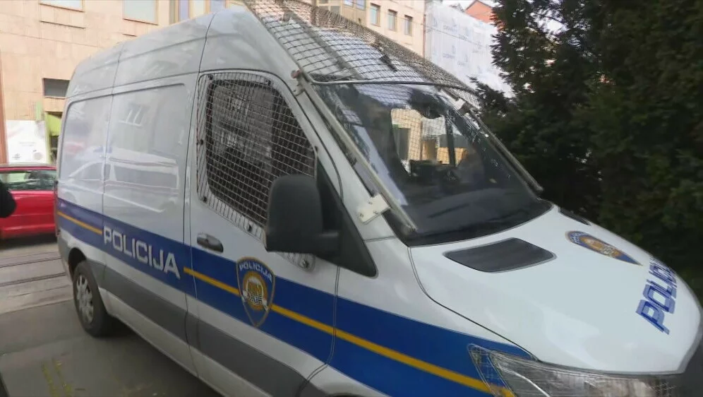 63056338-akcija-uskok-a