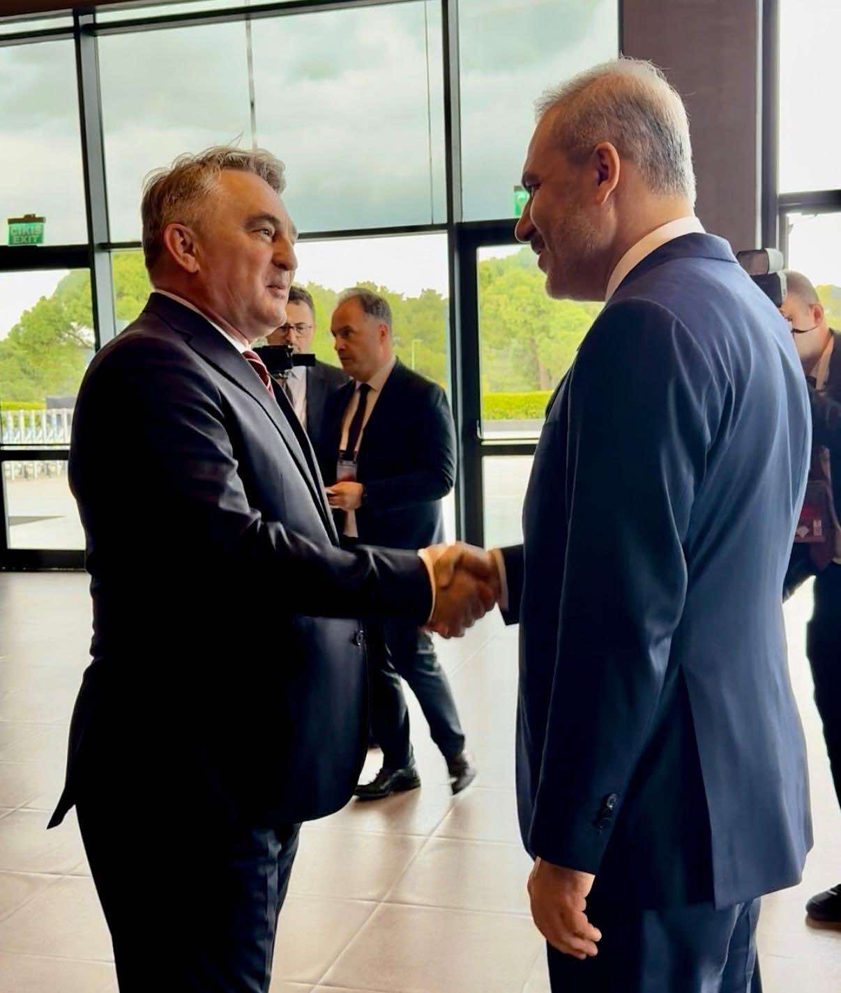 489460803_2053580401796608_8682659274986148719_n