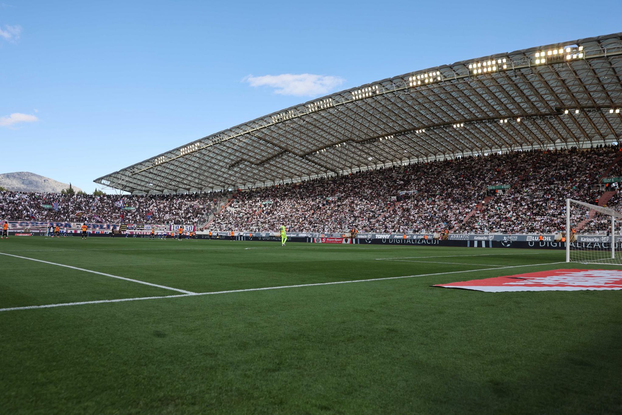 490798875_992165373033314_6400643226281640971_n