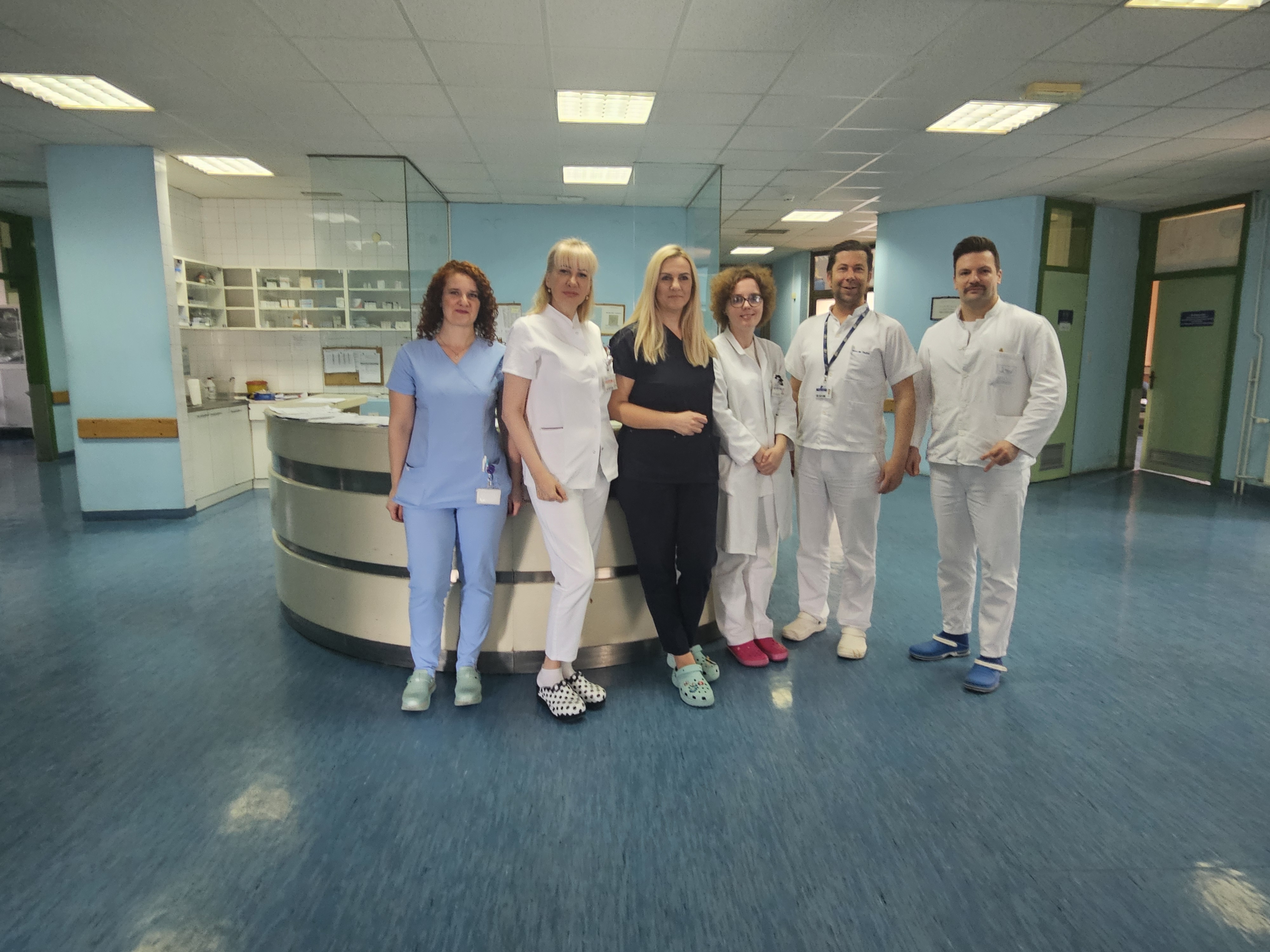 TIM PLASTICNE HIRURGIJE2