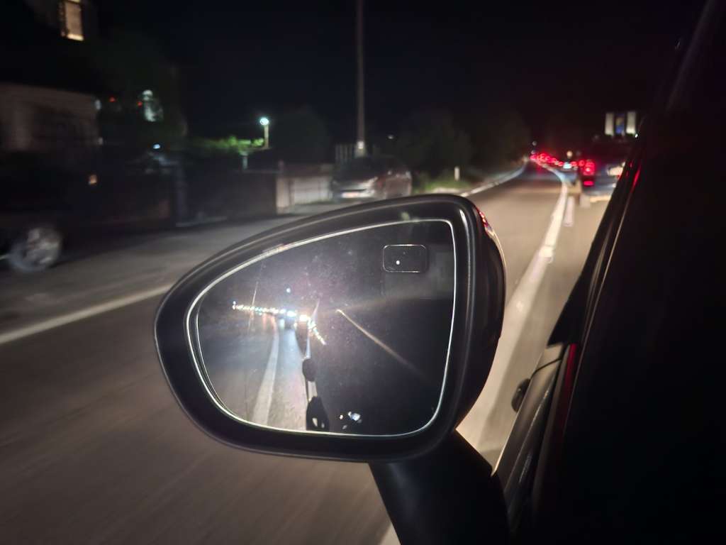 l_c21cc2cf945c822bf49999aa9b2cd746