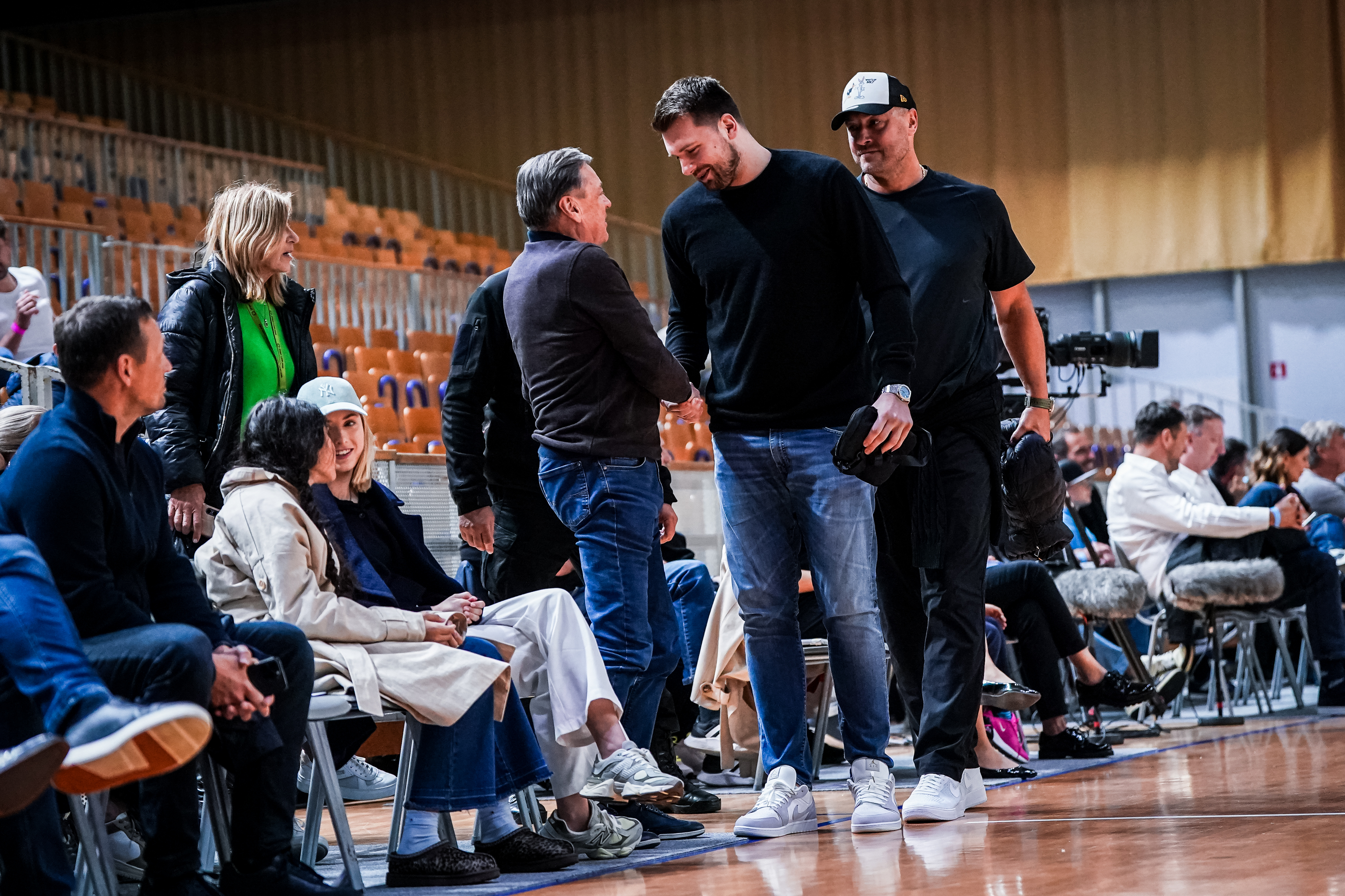 20250507171410_STJ06362