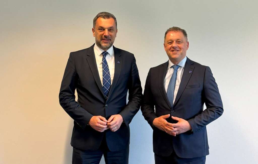 Elmedin Konakovic, Thomas Byrne, MVP