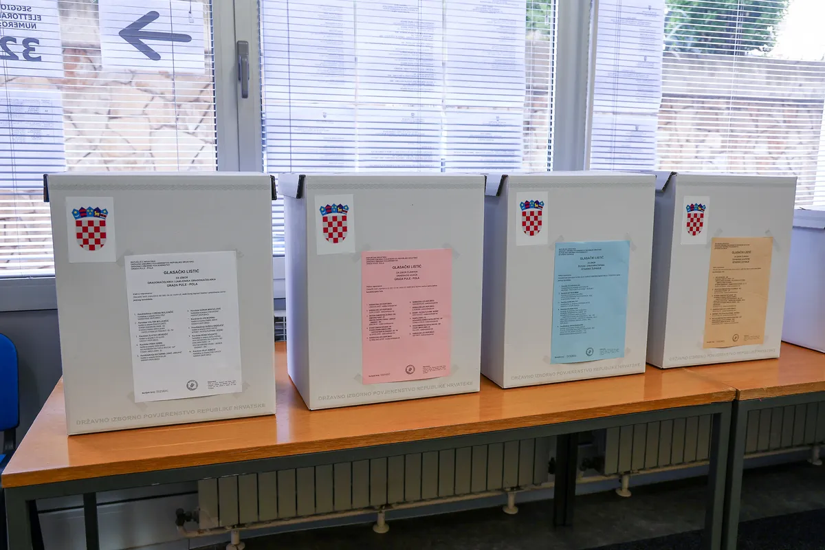 PXL_180525_132959365.format-webp.width-1200