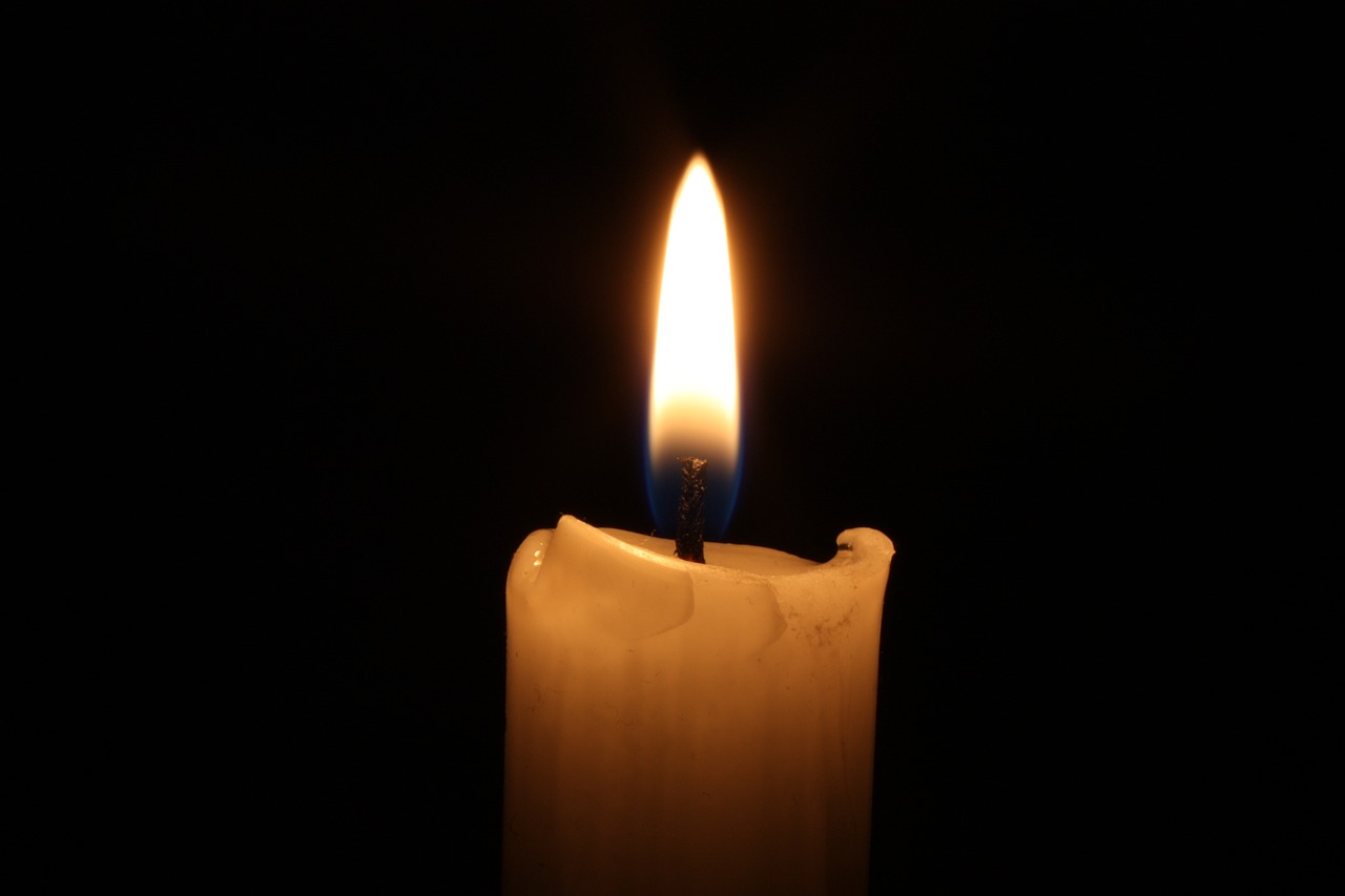 candlelight-1077638_1280
