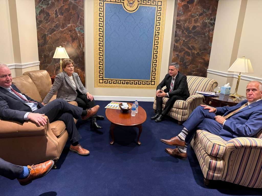 l_b86fc92008425d627e7c91bcf3228195