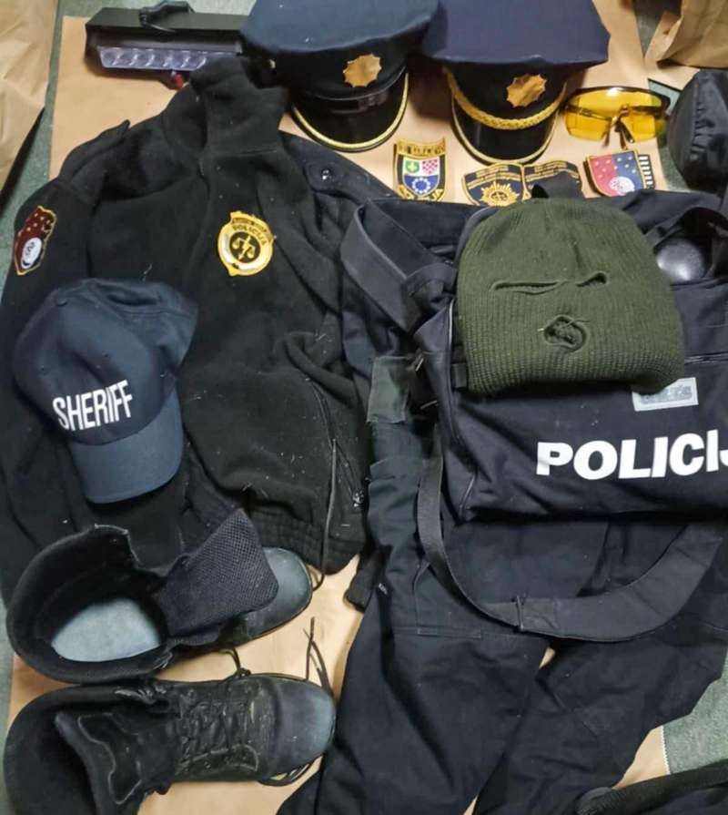policijske uniforme bihać kradljivac
