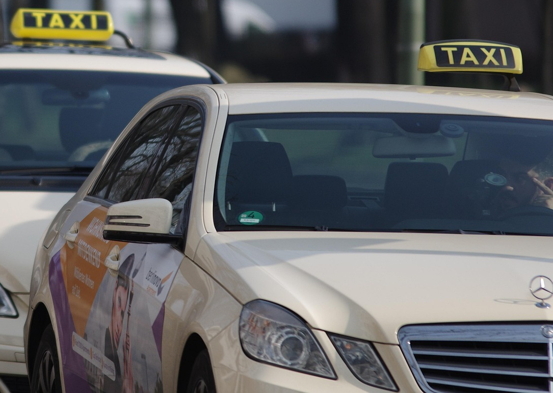 taxi taksi