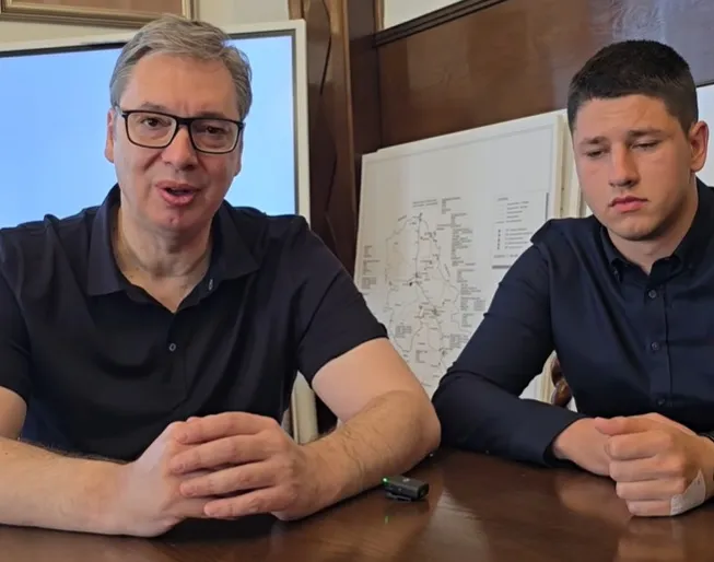 aleksandar vucic i milos pavlovic