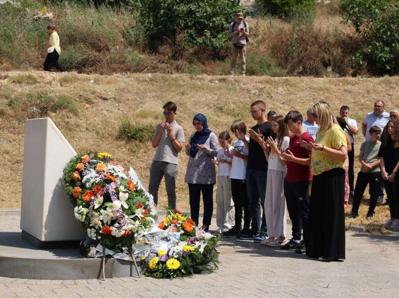 dan civilnih žrtava mostara 2.JPG