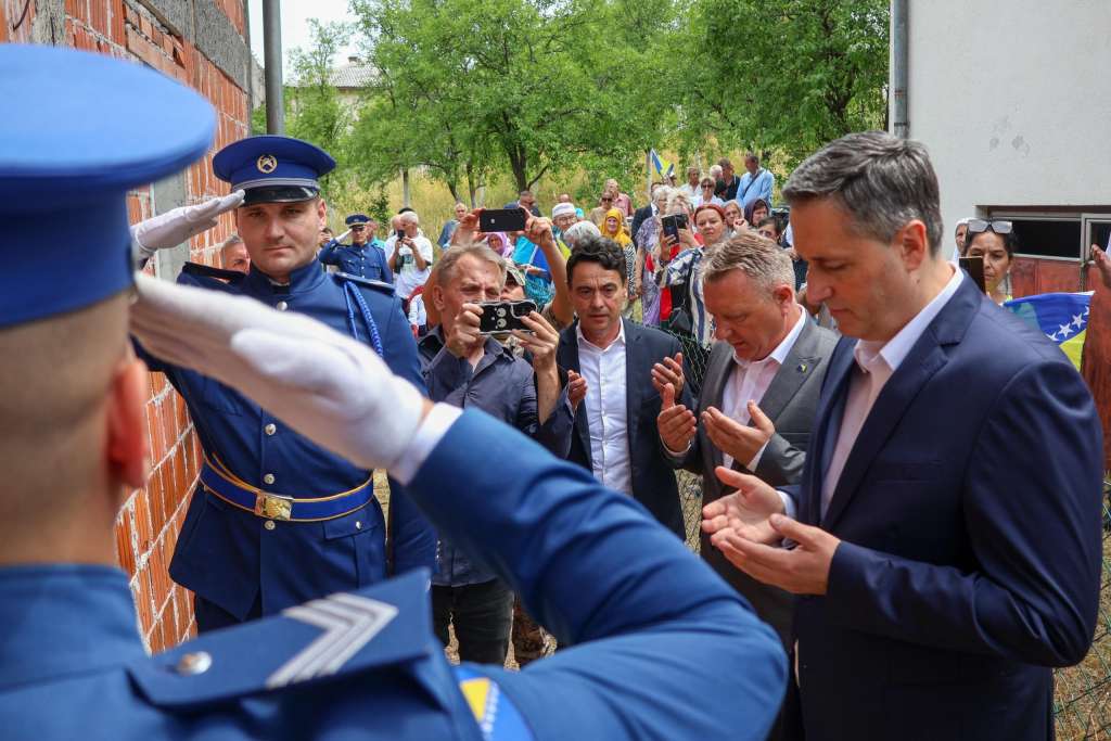 l_a41051be68f13d4900eccfc58aa482b2