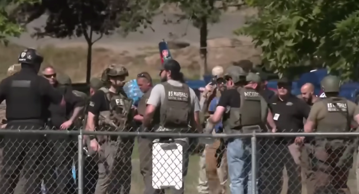 958d4415-10d7-43b7-9d60-299f051bb76b