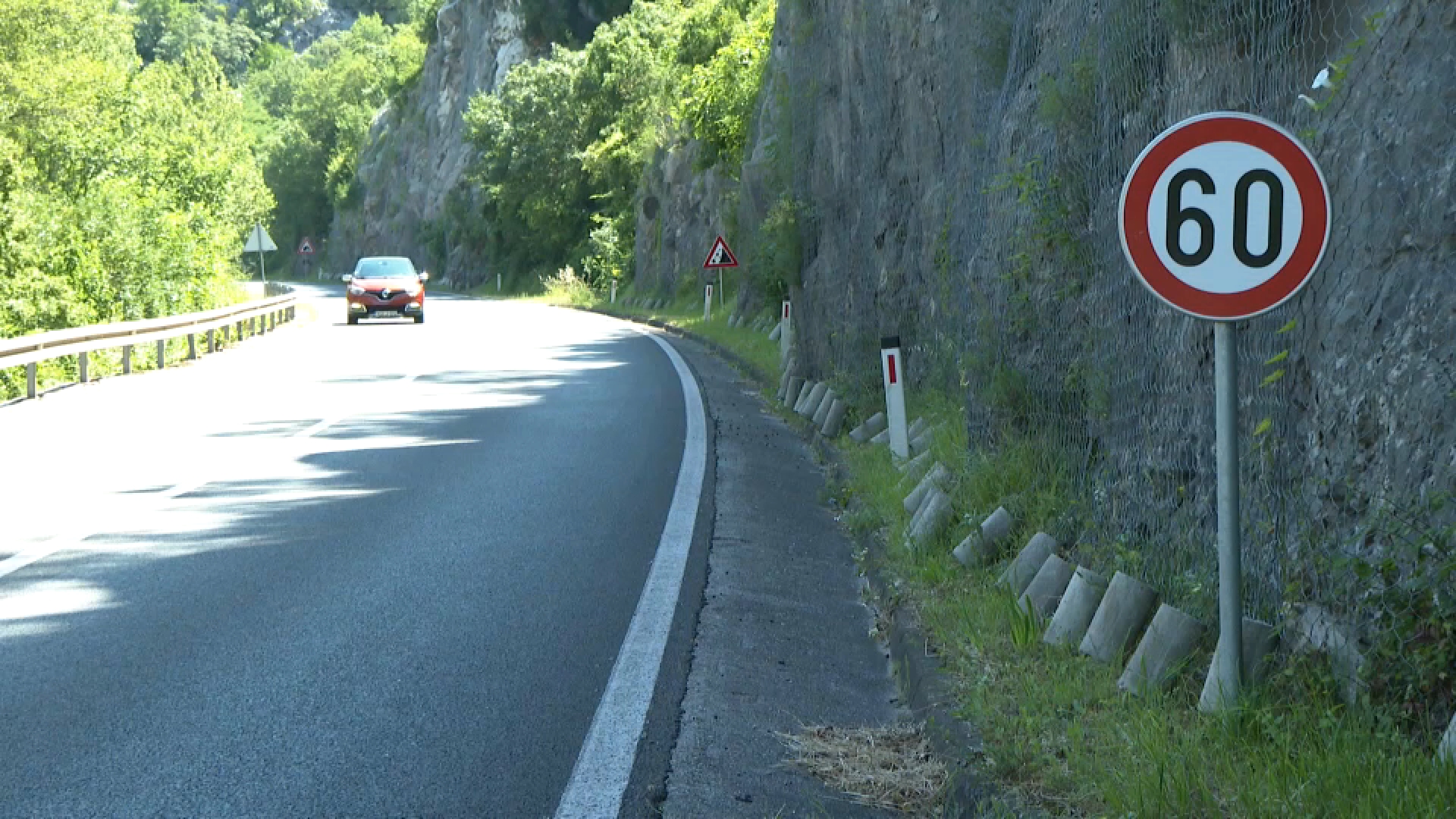 Cesta kod Počitelja