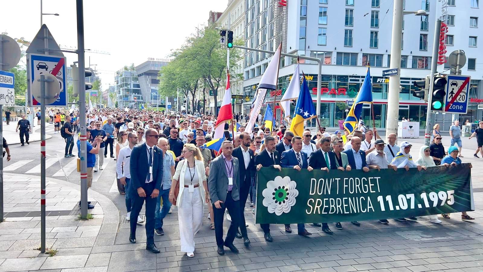 f7254903-2286-4fd3-8c72-ed316cf2460e