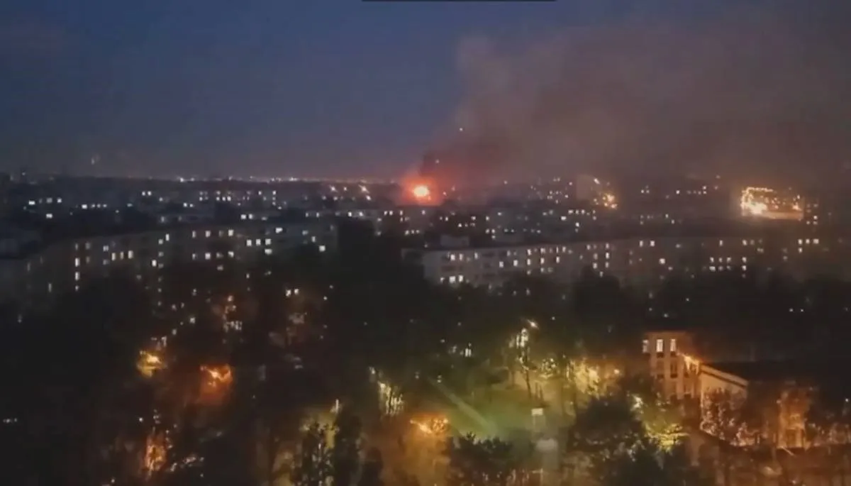 1746388195-b2aaeefe-cb05-4766-b7.format-webp.width-1200