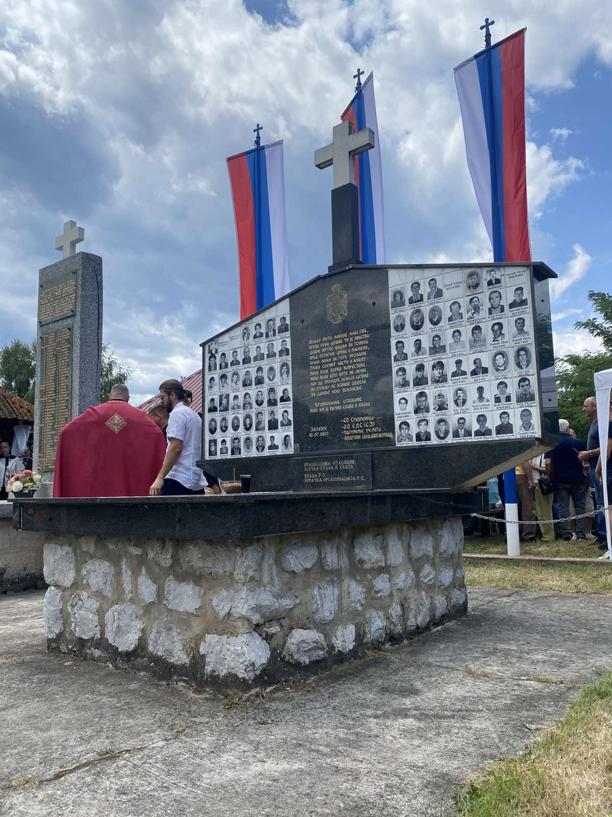 Obilježena godišnjica stradanja Srba u srebreničkim i bratunačkim selima
